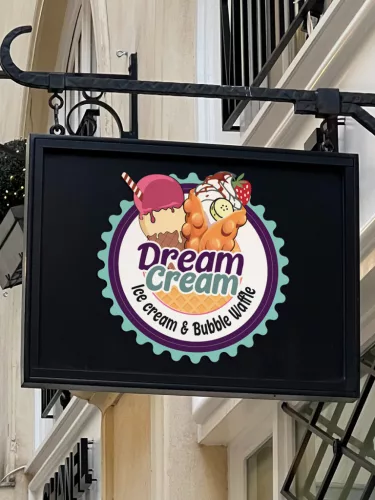 Dream Cream öntapadó matrica V2 - 30cm